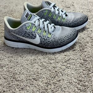 Nike Free RN Distance Women’s Running Sneakers Gray 827115-005 Size 7